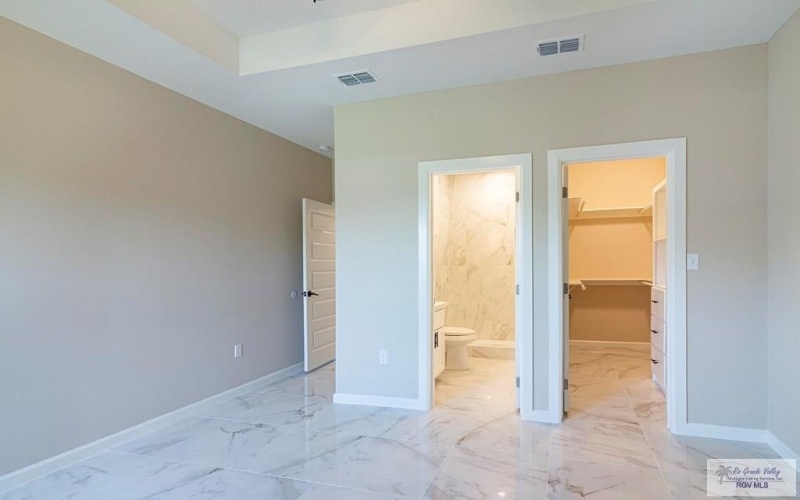 1351 ALAMO ST, SAN BENITO, TX 78586, 4 Habitaciones Habitaciones , ,3 BañosBaños,Residential,En Venta,1351 ALAMO ST,29758462