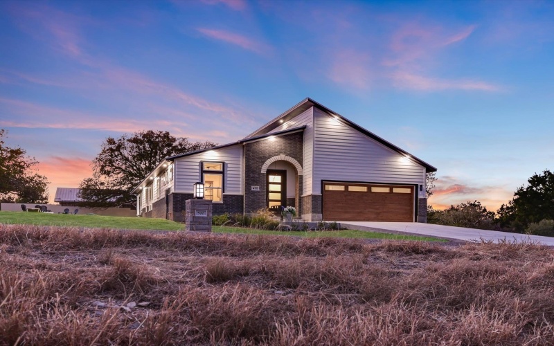 570 Quick Draw, Horseshoe Bay, TX 78657, 4 Bedrooms Bedrooms, ,2 BathroomsBathrooms,Residential,For Sale,570 Quick Draw,171698