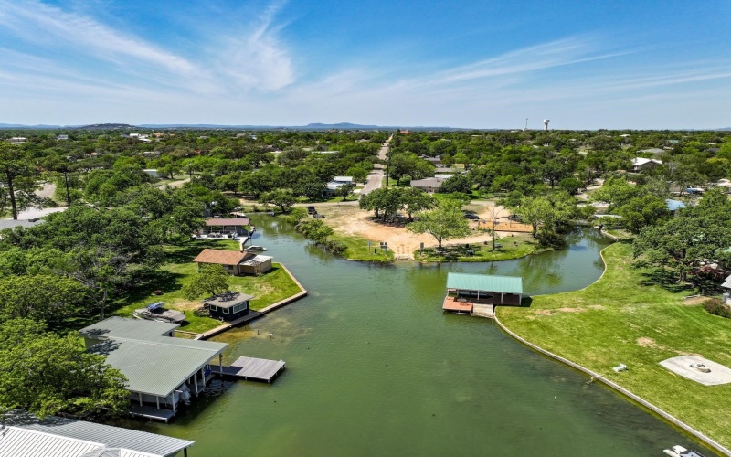 307 Cedarhill, Granite Shoals, TX 78654, 3 Bedrooms Bedrooms, ,2 BathroomsBathrooms,Residential,For Sale,307 Cedarhill,171809