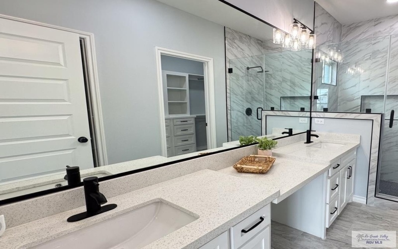 806 BEANKA DR #LOT 42, LA FERIA, TX 78559, 4 Habitaciones Habitaciones , ,2 BañosBaños,Residential,En Venta,806 BEANKA DR,29761350