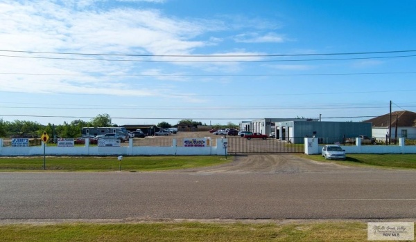 6975 PAREDES LINE RD. #Suite G, BROWNSVILLE, TX 78521, ,Commercial Lease,For Rent,6975 PAREDES LINE RD.,29761374