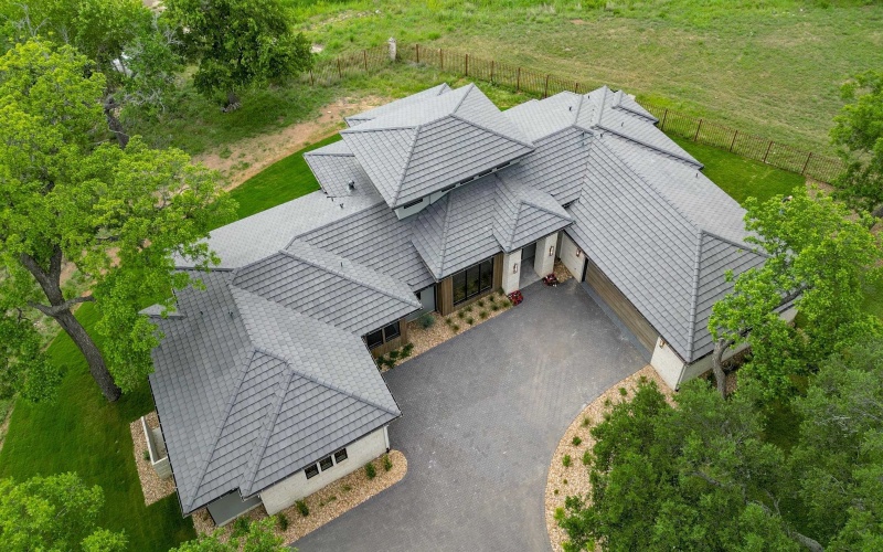 106 Edwards Circle, Horseshoe Bay, TX 78657, 3 Bedrooms Bedrooms, ,5 BathroomsBathrooms,Residential,For Sale,106 Edwards Circle,172076