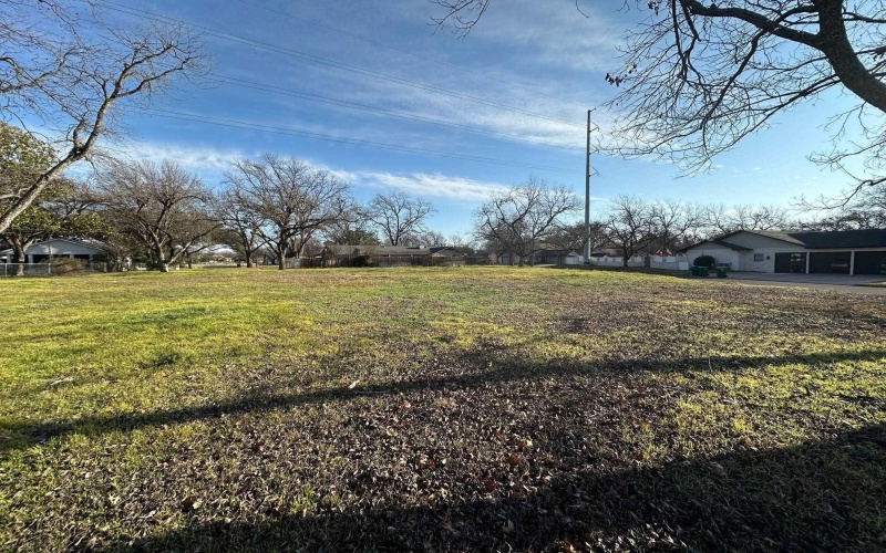 314 Mahan, Meadowlakes, TX 78654, 4 Bedrooms Bedrooms, ,5 BathroomsBathrooms,Residential,For Sale,314 Mahan,172138