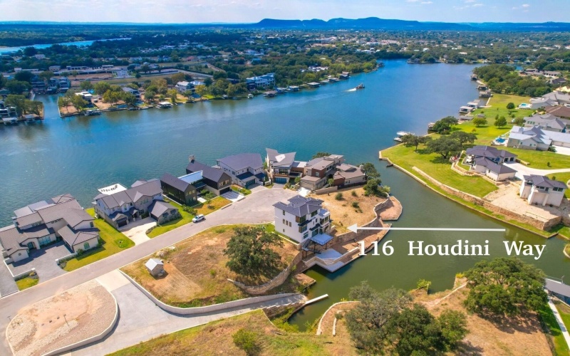 116 HOUDINI WAY, Kingsland, TX 78639, 4 Bedrooms Bedrooms, ,5 BathroomsBathrooms,Residential,For Sale,116 HOUDINI WAY,172253