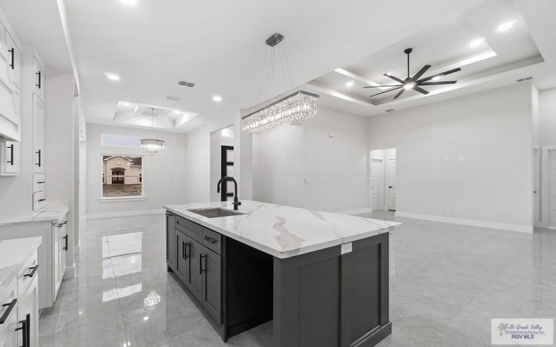 9752 HEIGHTS SOUTH, HARLINGEN, TX 78552, 4 Bedrooms Bedrooms, ,3 BathroomsBathrooms,Residential,For Sale,9752 HEIGHTS SOUTH,29761531