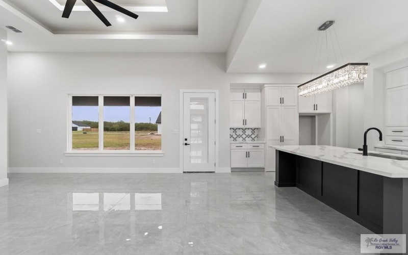 9752 HEIGHTS SOUTH, HARLINGEN, TX 78552, 4 Bedrooms Bedrooms, ,3 BathroomsBathrooms,Residential,For Sale,9752 HEIGHTS SOUTH,29761531