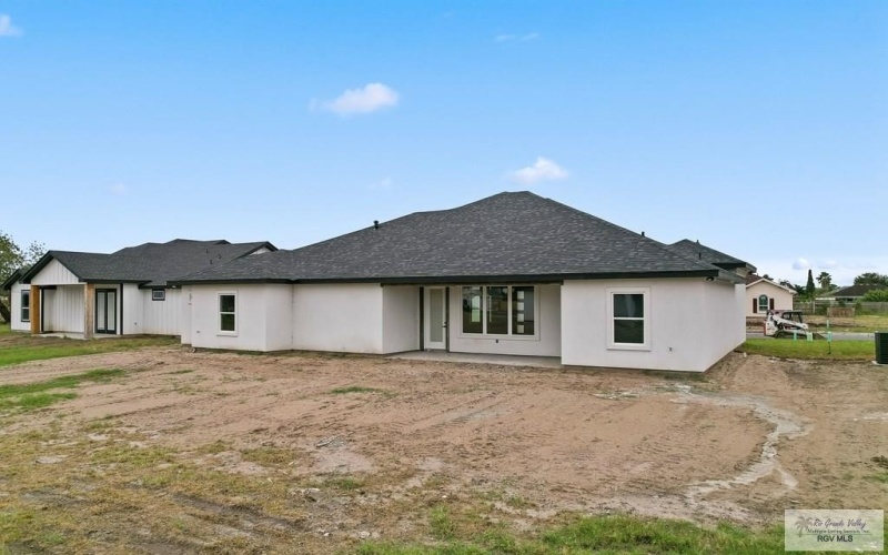 9752 HEIGHTS SOUTH, HARLINGEN, TX 78552, 4 Bedrooms Bedrooms, ,3 BathroomsBathrooms,Residential,For Sale,9752 HEIGHTS SOUTH,29761531