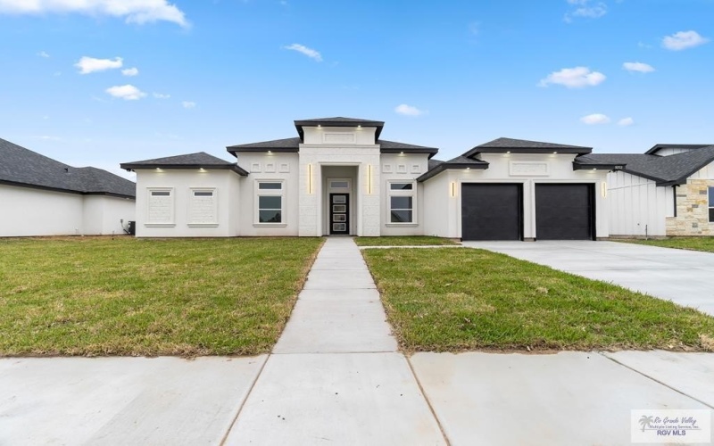 9752 HEIGHTS SOUTH, HARLINGEN, TX 78552, 4 Bedrooms Bedrooms, ,3 BathroomsBathrooms,Residential,For Sale,9752 HEIGHTS SOUTH,29761531
