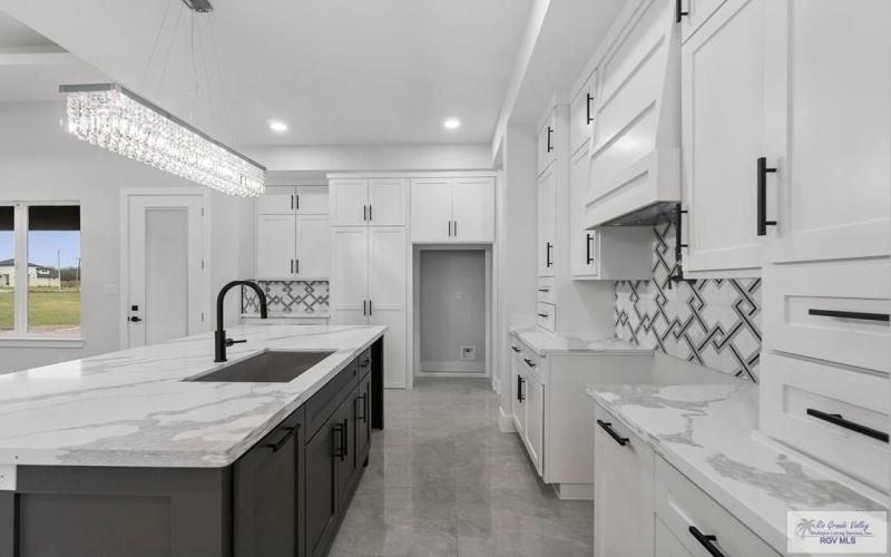 9752 HEIGHTS SOUTH, HARLINGEN, TX 78552, 4 Bedrooms Bedrooms, ,3 BathroomsBathrooms,Residential,For Sale,9752 HEIGHTS SOUTH,29761531