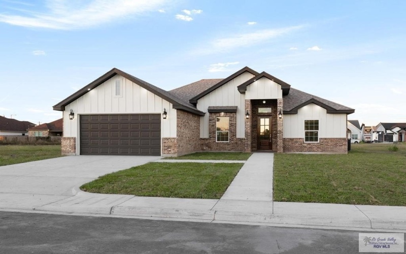 16619 NAPPER LN, HARLINGEN, TX 78552, 4 Bedrooms Bedrooms, ,2 BathroomsBathrooms,Residential,For Sale,16619 NAPPER LN,29761542