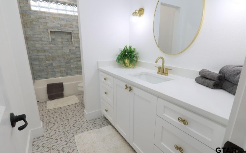 16022 RED OAK RD, Tyler, TX 75707, 4 Habitaciones Habitaciones , ,2 BañosBaños,Residential,En Venta,16022 RED OAK RD,25006516