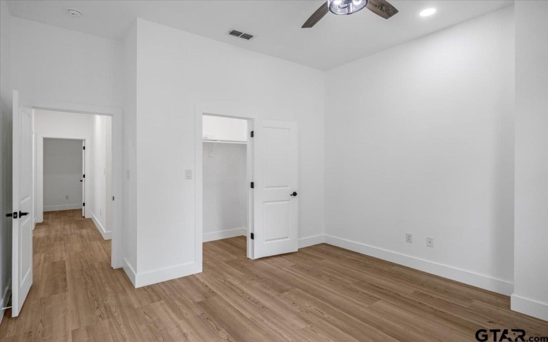 16022 RED OAK RD, Tyler, TX 75707, 4 Habitaciones Habitaciones , ,2 BañosBaños,Residential,En Venta,16022 RED OAK RD,25006516