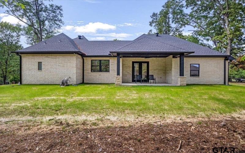 16022 RED OAK RD, Tyler, TX 75707, 4 Habitaciones Habitaciones , ,2 BañosBaños,Residential,En Venta,16022 RED OAK RD,25006516