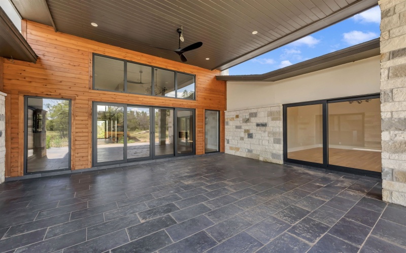 6507 Ranch Rd 962 W, Round Mountain, TX 78663-0000, 4 Bedrooms Bedrooms, ,5 BathroomsBathrooms,Residential,For Sale,6507 Ranch Rd 962 W,172299