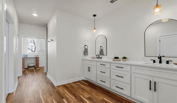 119 Bush Drive, Whitney, TX 76692, 3 Bedrooms Bedrooms, ,2 BathroomsBathrooms,Residential,For Sale,119 Bush Drive,20866797