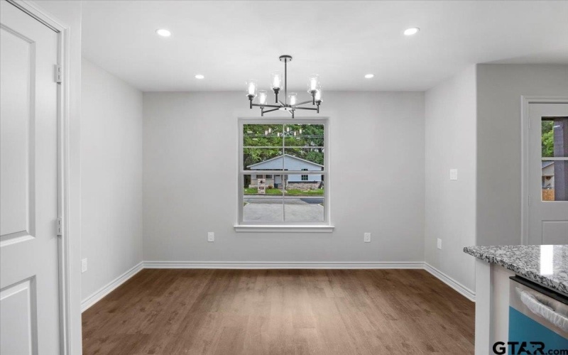3115 W Rose St., Tyler, TX 75701, 3 Bedrooms Bedrooms, ,2 BathroomsBathrooms,Residential,For Sale,3115 W Rose St.,25006544
