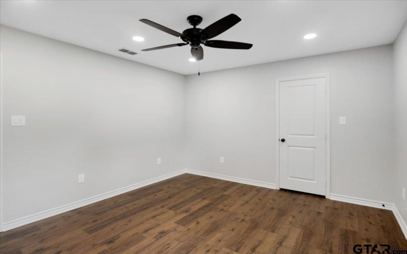 3115 W Rose St., Tyler, TX 75701, 3 Bedrooms Bedrooms, ,2 BathroomsBathrooms,Residential,For Sale,3115 W Rose St.,25006544