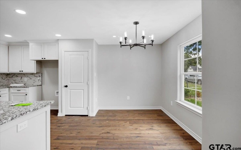 3115 W Rose St., Tyler, TX 75701, 3 Bedrooms Bedrooms, ,2 BathroomsBathrooms,Residential,For Sale,3115 W Rose St.,25006544