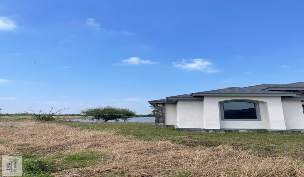 6404 BENGAL CT., BROWNSVILLE, TX 78521, 3 Bedrooms Bedrooms, ,2 BathroomsBathrooms,Residential,For Sale,6404 BENGAL CT.,29761603