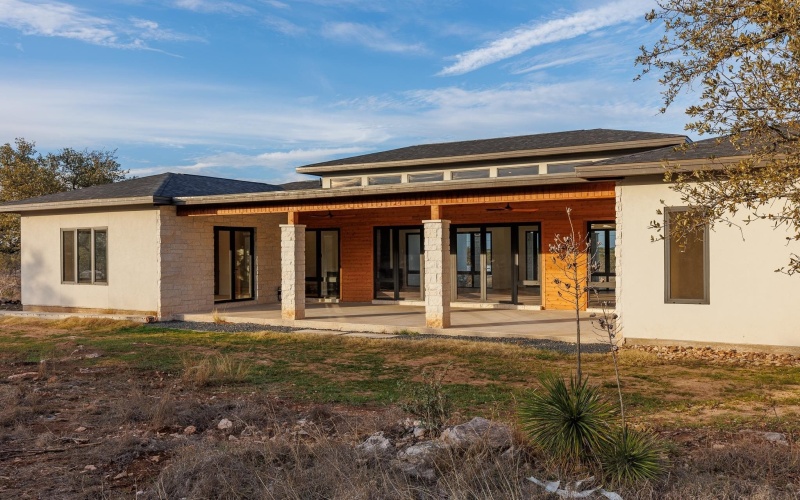 6425 Ranch Rd 962 W, Round Mountain, TX 78663-0000, 4 Bedrooms Bedrooms, ,5 BathroomsBathrooms,Residential,For Sale,6425 Ranch Rd 962 W,172301