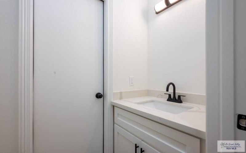 322 DAISY, RIO HONDO, TX 78583, 3 Bedrooms Bedrooms, ,2 BathroomsBathrooms,Residential,For Sale,322 DAISY,29761624