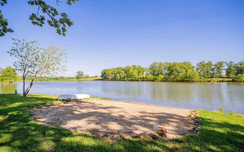 636 County Road 3330, Omaha, TX 75571, 4 Bedrooms Bedrooms, ,5 BathroomsBathrooms,Farm,For Sale,636 County Road 3330,25006589