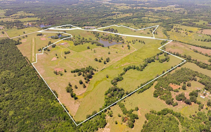 636 County Road 3330, Omaha, TX 75571, 4 Bedrooms Bedrooms, ,5 BathroomsBathrooms,Farm,For Sale,636 County Road 3330,25006589