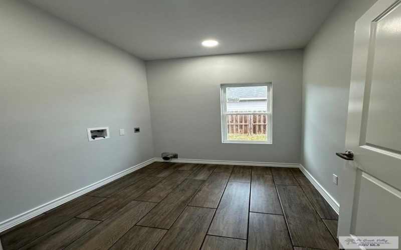 2299 ATHENS ST., BROWNSVILLE, TX 78520, 4 Habitaciones Habitaciones , ,3 BañosBaños,Residential,En Venta,2299 ATHENS ST.,29761752