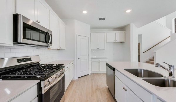 3504 Falcon Field Drive, Mesquite, TX 75181, 3 Bedrooms Bedrooms, ,2 BathroomsBathrooms,Residential,For Sale,3504 Falcon Field Drive,20868867