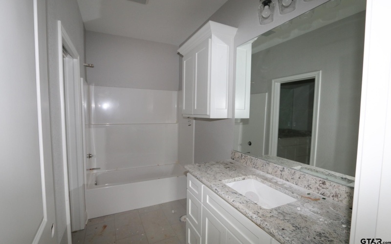 11905 Gillian Court, Tyler, TX 75703, 4 Habitaciones Habitaciones , ,2 BañosBaños,Residential,En Venta,11905 Gillian Court,25006660