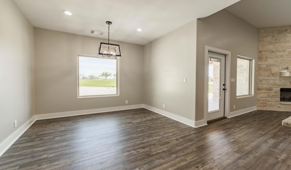 138 Friend's Wood Avenue, Kingsland, TX 78639, 3 Bedrooms Bedrooms, ,2 BathroomsBathrooms,Residential,For Sale,138 Friend's Wood Avenue,172508