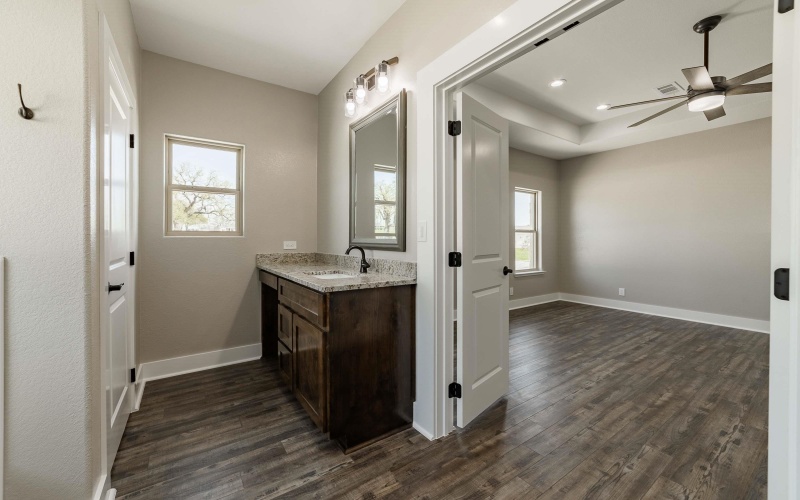 138 Friend's Wood Avenue, Kingsland, TX 78639, 3 Bedrooms Bedrooms, ,2 BathroomsBathrooms,Residential,For Sale,138 Friend's Wood Avenue,172508