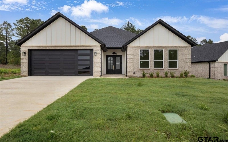 9512 FRIEDLANDER WAY, Tyler, TX 75703, 4 Habitaciones Habitaciones , ,3 BañosBaños,Residential,En Venta,9512 FRIEDLANDER WAY,25006761