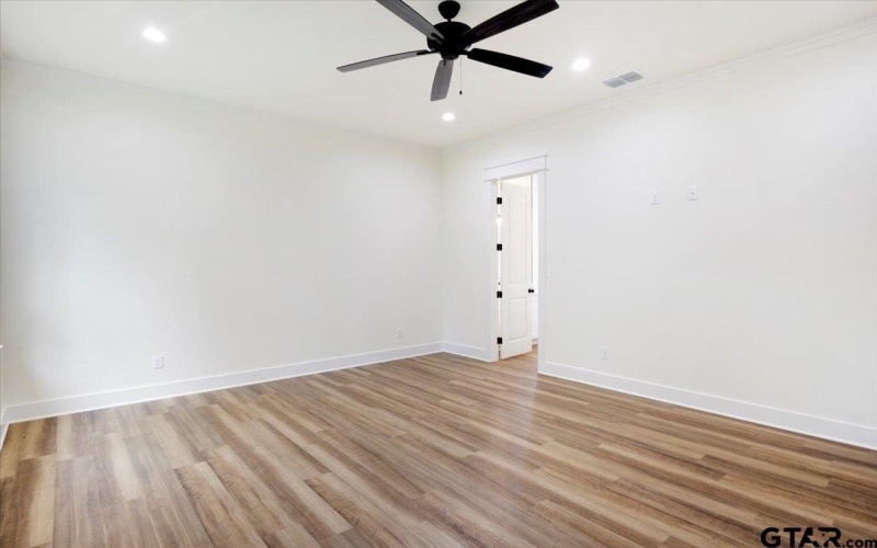 9512 FRIEDLANDER WAY, Tyler, TX 75703, 4 Habitaciones Habitaciones , ,3 BañosBaños,Residential,En Venta,9512 FRIEDLANDER WAY,25006761