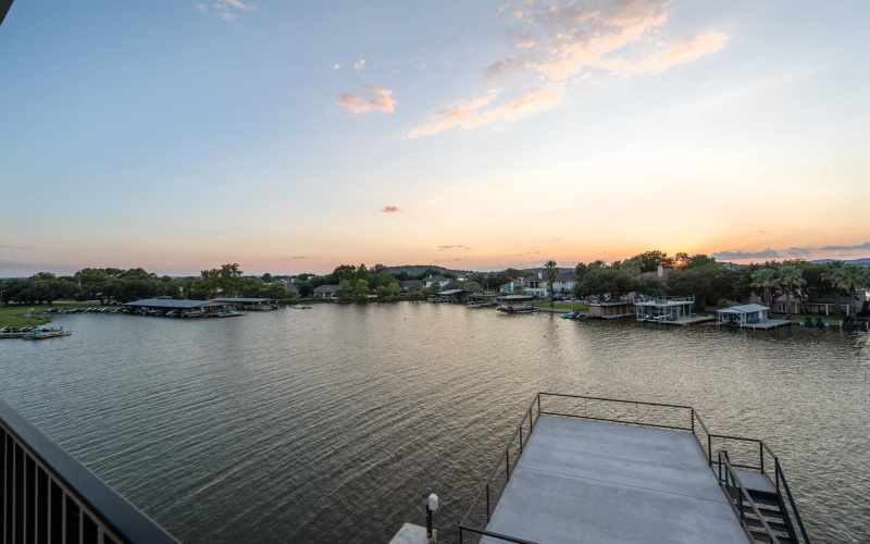 171 Pointview, Granite Shoals, TX 78654, 5 Bedrooms Bedrooms, ,6 BathroomsBathrooms,Residential,For Sale,171 Pointview,172856