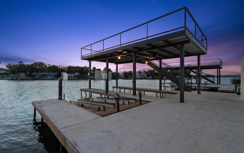 171 Pointview, Granite Shoals, TX 78654, 5 Bedrooms Bedrooms, ,6 BathroomsBathrooms,Residential,For Sale,171 Pointview,172856