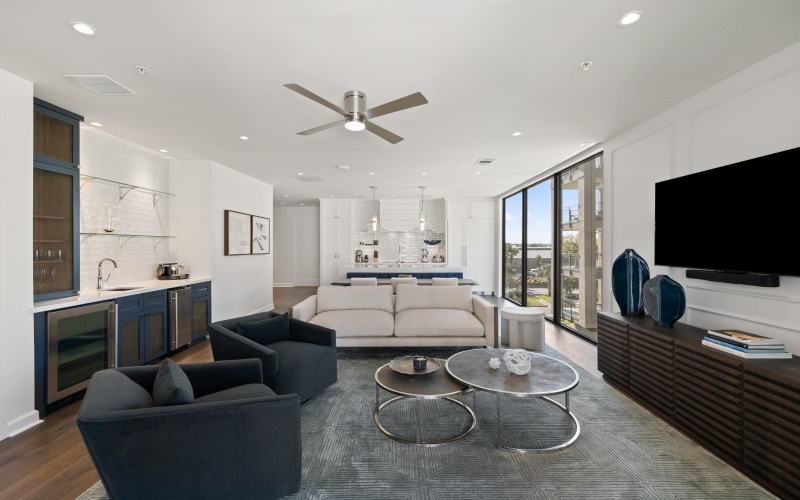 82 Island Drive #8301 #82 Island Dr Bldg 8 #8301, Horseshoe Bay, TX 78657, 3 Bedrooms Bedrooms, ,3 BathroomsBathrooms,Residential,For Sale,82 Island Drive #8301,172860