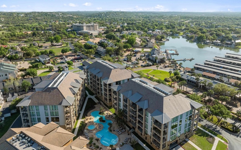 82 Island Drive #8301 #82 Island Dr Bldg 8 #8301, Horseshoe Bay, TX 78657, 3 Bedrooms Bedrooms, ,3 BathroomsBathrooms,Residential,For Sale,82 Island Drive #8301,172860
