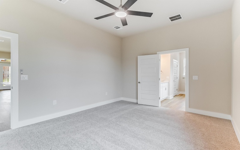 650 Aspen Lane, Cottonwood Shores, TX 78657, 3 Bedrooms Bedrooms, ,2 BathroomsBathrooms,Residential,For Sale,650 Aspen Lane,172910