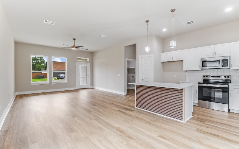 650 Aspen Lane, Cottonwood Shores, TX 78657, 3 Bedrooms Bedrooms, ,2 BathroomsBathrooms,Residential,For Sale,650 Aspen Lane,172910