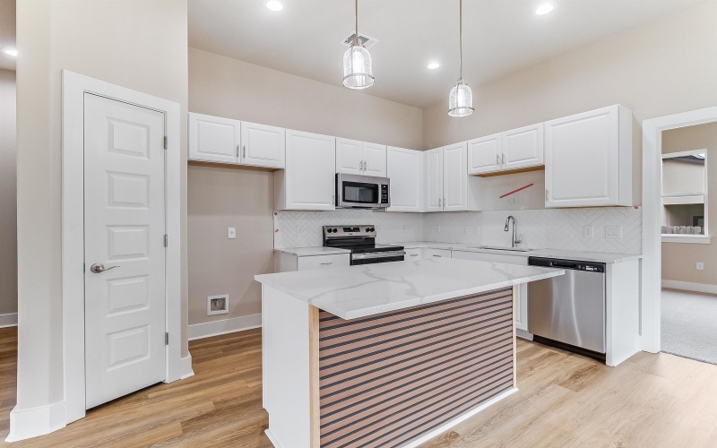 650 Aspen Lane, Cottonwood Shores, TX 78657, 3 Bedrooms Bedrooms, ,2 BathroomsBathrooms,Residential,For Sale,650 Aspen Lane,172910