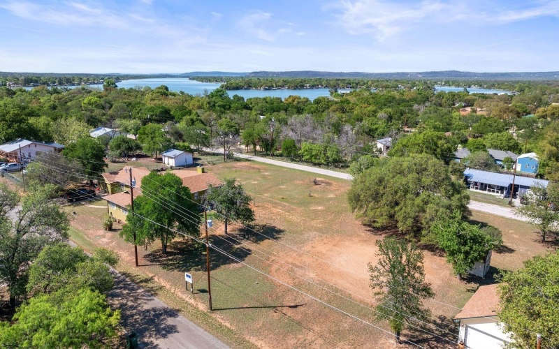 208 Norwood Drive, Granite Shoals, TX 78654, 4 Bedrooms Bedrooms, ,3 BathroomsBathrooms,Residential,For Sale,208 Norwood Drive,173062