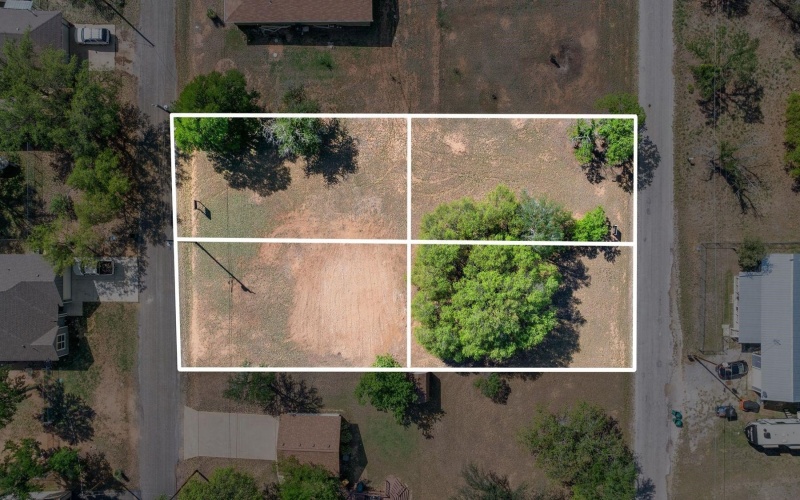 208 Norwood Drive, Granite Shoals, TX 78654, 4 Bedrooms Bedrooms, ,3 BathroomsBathrooms,Residential,For Sale,208 Norwood Drive,173062