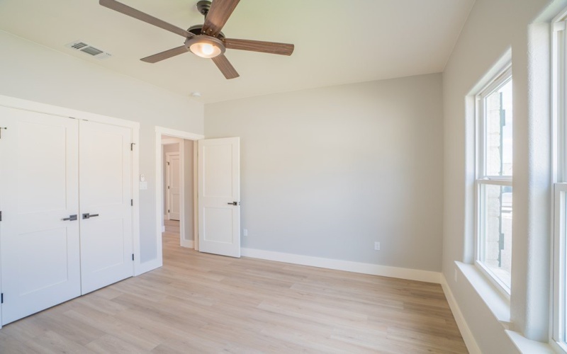1811 Chateau Lane, Kerrville, TX 78028, 4 Habitaciones Habitaciones , ,2 BañosBaños,Residential,En Venta,1811 Chateau Lane,114390