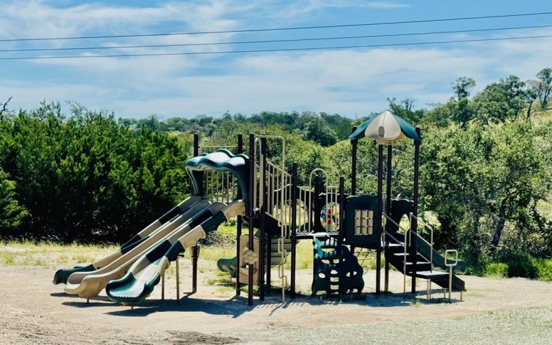 Pinnacle Dr, Fredericksburg, TX 78624, 4 Bedrooms Bedrooms, ,2 BathroomsBathrooms,Residential,For Sale,Pinnacle Dr,116138