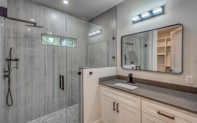 625 Desert Rose, Horseshoe Bay, TX 78657, 3 Bedrooms Bedrooms, ,2 BathroomsBathrooms,Residential,For Sale,625 Desert Rose,173235