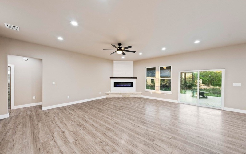 502 Sumack Dr W, Kerrville, TX 78028, 4 Habitaciones Habitaciones , ,2 BañosBaños,Residential,En Venta,502 Sumack Dr W,119140
