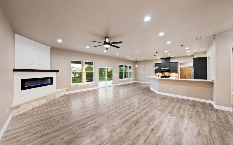 502 Sumack Dr W, Kerrville, TX 78028, 4 Habitaciones Habitaciones , ,2 BañosBaños,Residential,En Venta,502 Sumack Dr W,119140