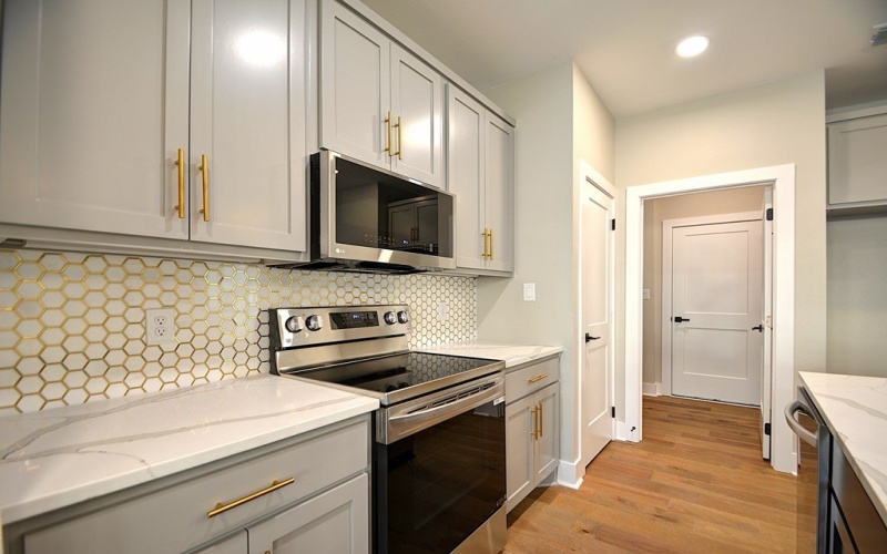 1806 Chateau Lane, Kerrville, TX 78028, 3 Bedrooms Bedrooms, ,2 BathroomsBathrooms,Residential,For Sale,1806 Chateau Lane,117718