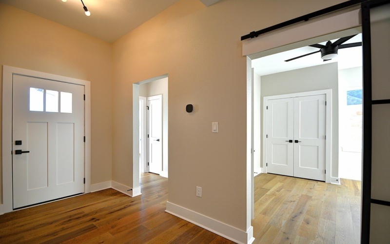 1806 Chateau Lane, Kerrville, TX 78028, 3 Bedrooms Bedrooms, ,2 BathroomsBathrooms,Residential,For Sale,1806 Chateau Lane,117718